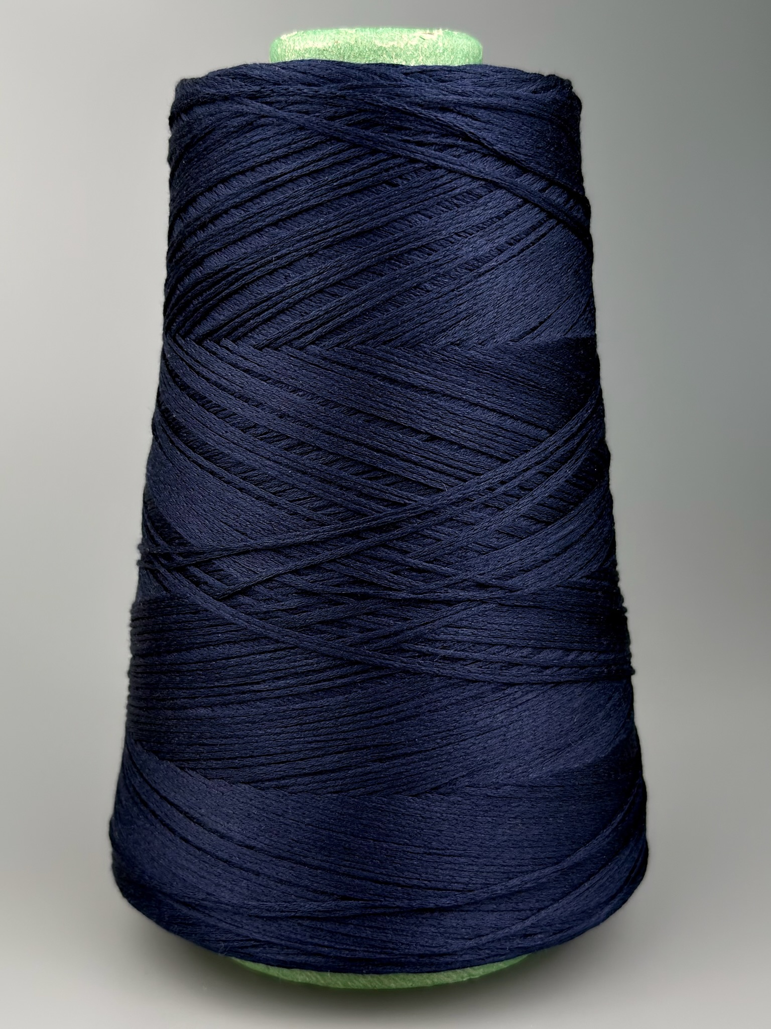 Hasegawa HK1202 – 100 % Maulbeerseide Kordelgarn col. Patri Blau foto 2